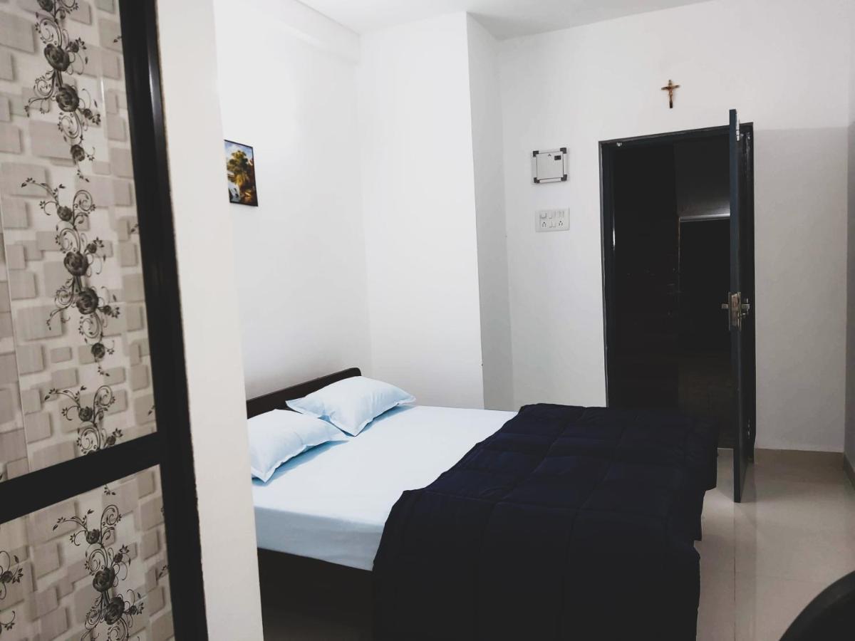 Cirilo'S Guest House Panaji Bagian luar foto
